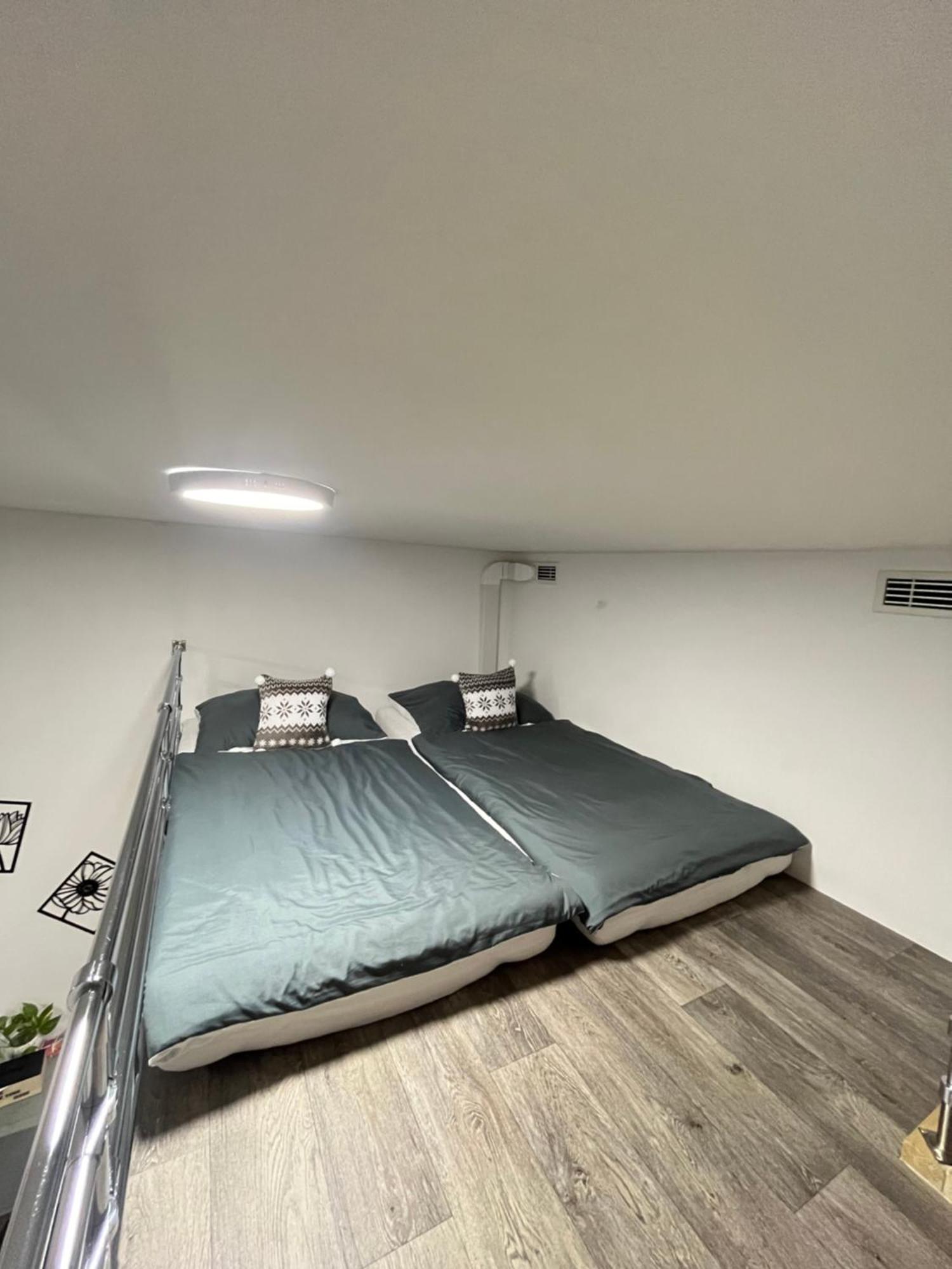 Apartament Vit - Free Parking - O2 Arena Praga